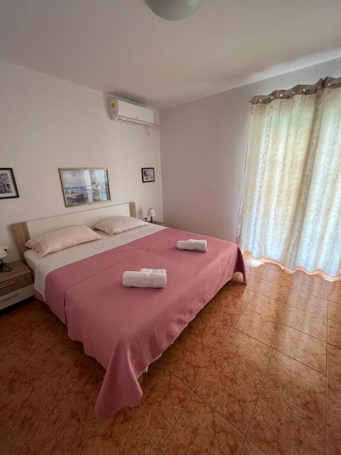 Apartments And Rooms Markovski Palit المظهر الخارجي الصورة