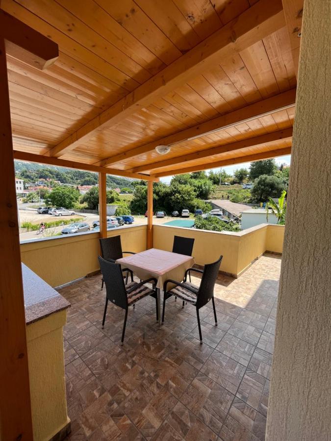 Apartments And Rooms Markovski Palit المظهر الخارجي الصورة
