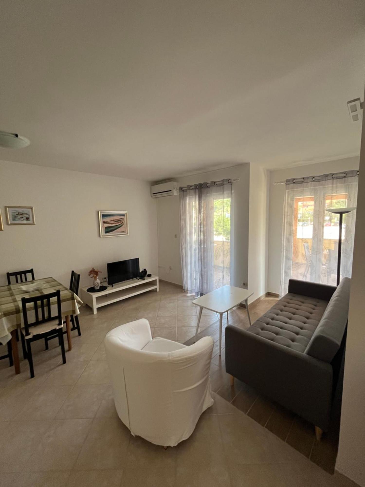 Apartments And Rooms Markovski Palit المظهر الخارجي الصورة