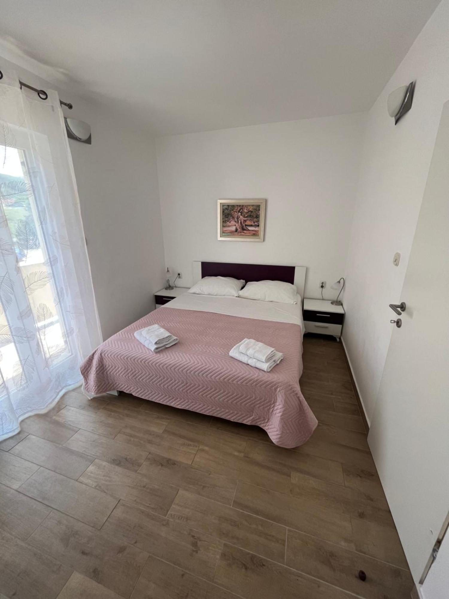 Apartments And Rooms Markovski Palit المظهر الخارجي الصورة